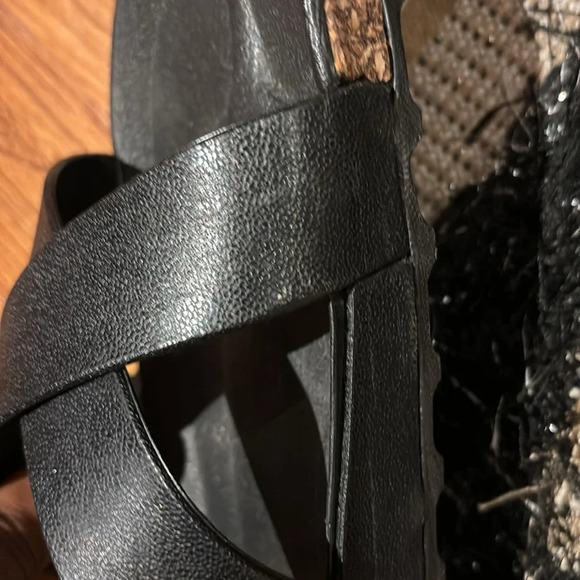 Ardene cross strap slides Sz 10 - Picture 12 of 15